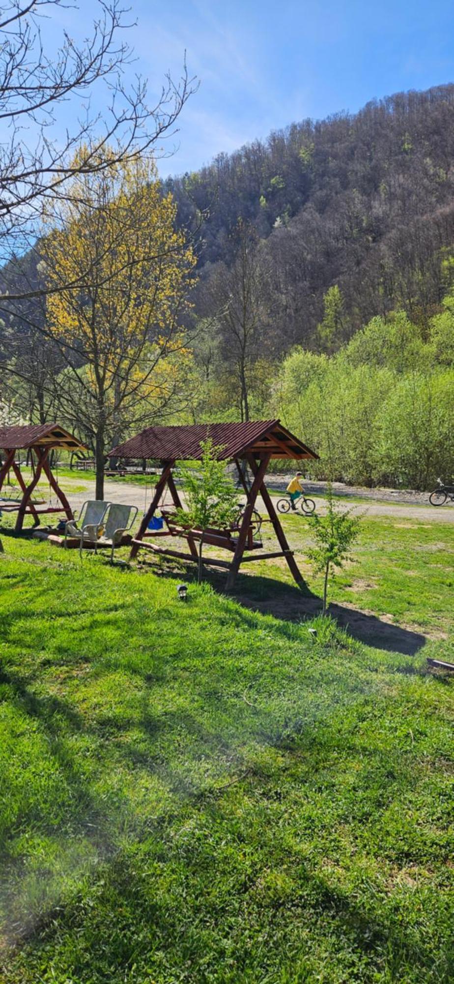 Casute Zavoi Ferienhaus *